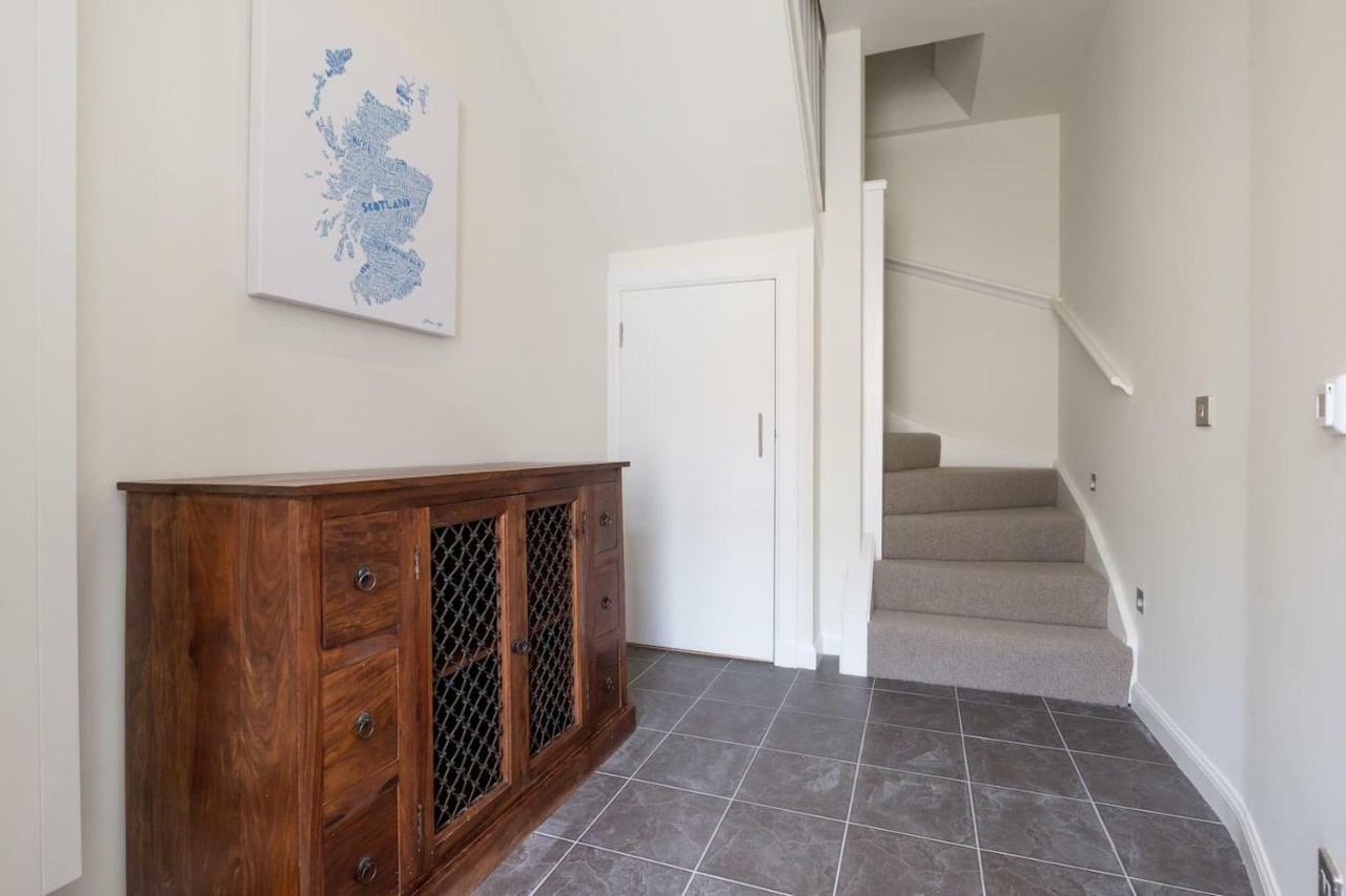Joivy Trendy 1-Bedroom Main Door House In New Town Edinburgh Dış mekan fotoğraf
